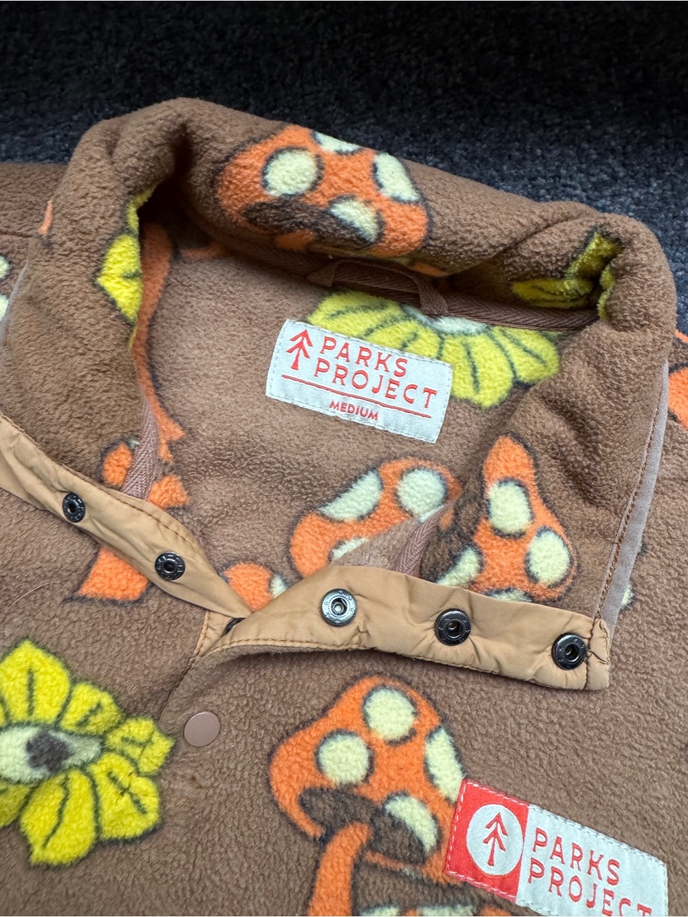 Parks Project Unisex Brown Mushroom Fleece Snap Collar Pullover M - Picture 2 of 3